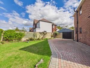 Front Garden- click for photo gallery